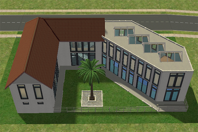 Rear courtyard view of the Lone Palm house showing expansive modern windows, a central palm tree courtyard, layered roof structures, and contemporary outdoor spaces.